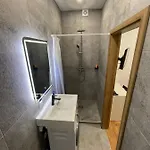 Apartment 29 Airport